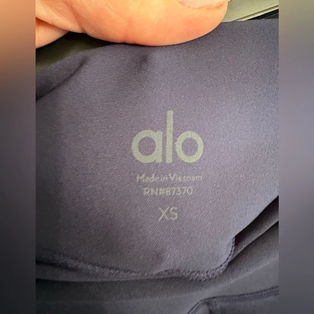 Alo Yoga Airlift High Waist Leggings XS Rich Navy Sculpt Lift NWT 29”Inseam $134